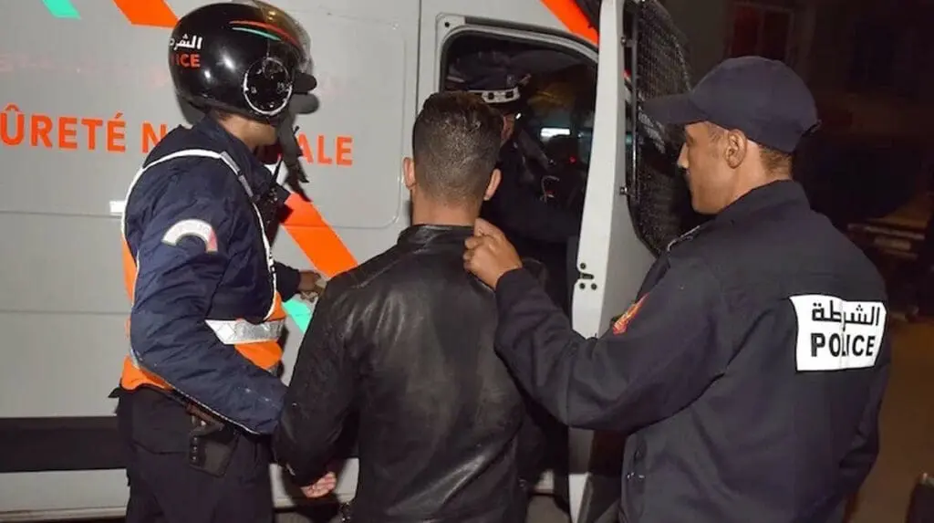 الأمن يطلق النار بالدار البيضاء لفض مواجهات بين فصائل المشجعين