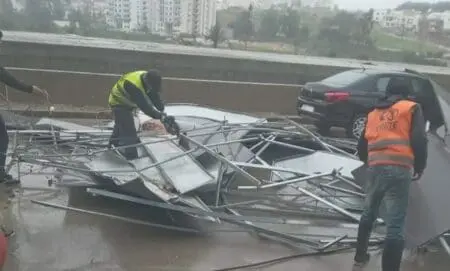 الرياح تقتل شابة بـ “كورنيش” طنجة