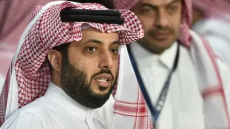 السعودية تسعى للاستحواذ على صناعة الأفلام العربية