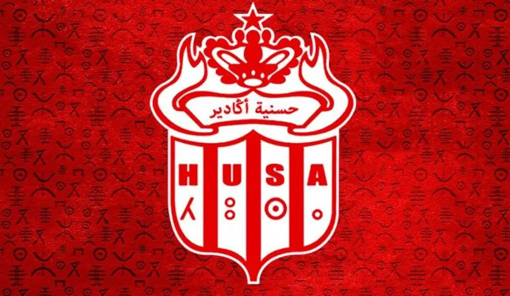 الحسنية يقدم أكبر هدية للرجاء في صراع اللقب مع الجيش