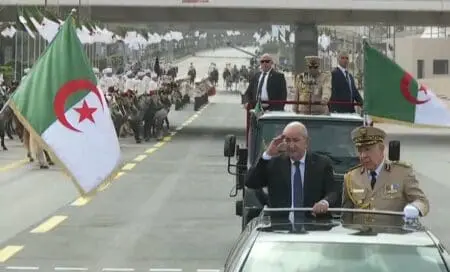 موقع فرنسي : الجزائر تحاكي سيناريو حرب محتملة ضد المغرب