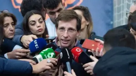 عمدة مدريد يصر على أحقية مدينته باحتضان نهائي مونديال 2030