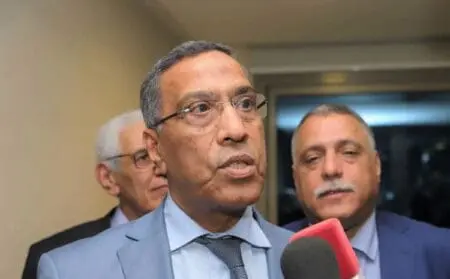 نقابة موخاريق تطالب ب1500 درهم كزيادة عامة في الأجور