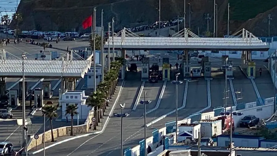 المغرب يقرر مجددا قبول إعادة المهاجرين السريين البالغين المقيمين في سبتة