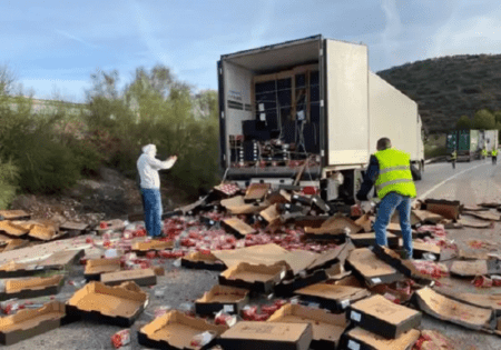 المزارعون الإسبان يطالبون بالمشاركة في التفتيش الجمركي للمنتجات الفلاحية المغربية