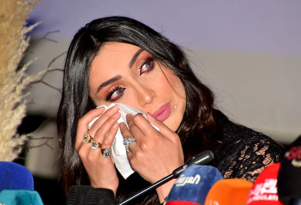 دنيا باطمة تعلن إطلاق أغنية من داخل السجن