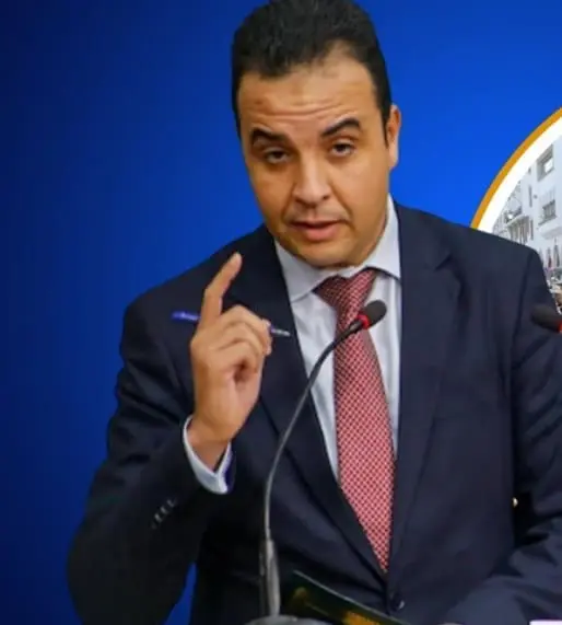 انتقادات تلاحق “بايتاس” بعد فرضه قيوداً على لباس الموظفين