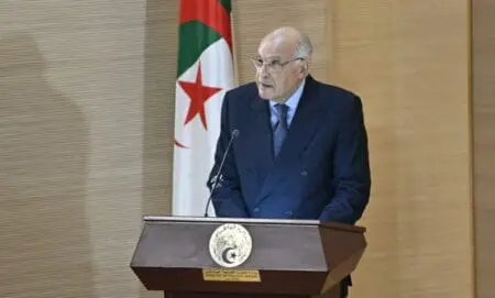 الجزائر: القرار المغربي بشأن ممتلكات السفارة انتهى بشكل “لائق”