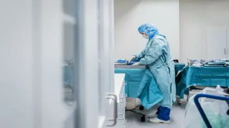 متابعة طبيب مشهور بسلا و الأمن يفتح فضائح مستشفى مولاي عبد الله