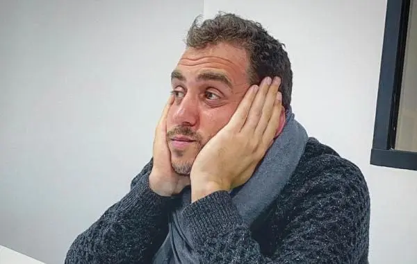 النيابة العامة تقرر متابعة “مومو” في قضية فبركة سرقة الهاتف