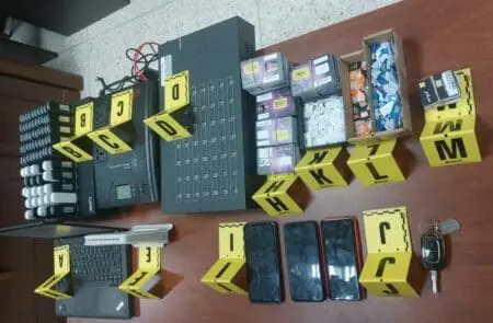 قرصنة المكالمات..حجز 758 شريحة هاتف بعد توقيف ثلاثيني