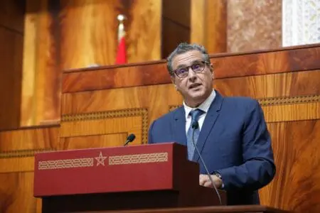 انتقادات لاذعة لأخنوش.. غياب العدالة المجالية وعشوائية التخطيط