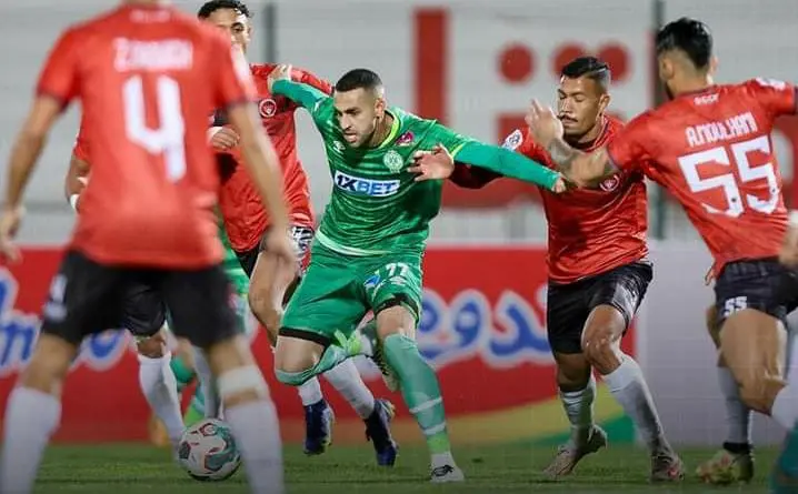 الرجاء يسعى إلى ملاحقة الجيش الملكي من بوابة شباب المحمدية