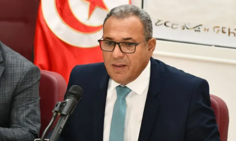إعفاء وزير التربية الوطنية بتونس