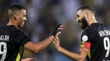 حمد الله وبنزيما يقودان الاتحاد إلى نهائي السوبر السعودي