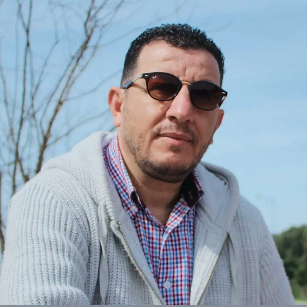 بيدرو سانشيز.. ما بين التموقع والتقوقع