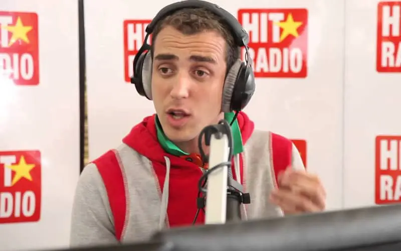 “هيت راديو” تحجب “مومو مورنينغ شو” وتعليمات للعاملين بـ “عدم التعليق”