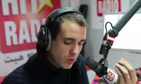 بعد إدانته بالحبس النافذ..”مومو “يستأنف برنامجه