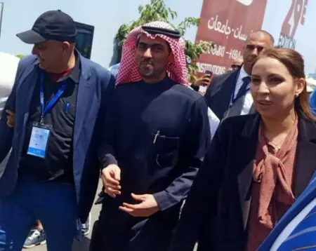وزارة الثقافة تعلن عن رقم قياسي لحفل توقيع الكاتب “أسامة المسلم”
