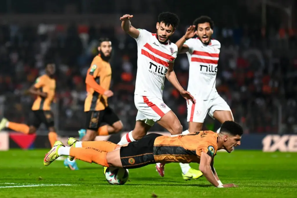 الزمالك يتوج بكأس الكاف بعد الانتصار على نهضة بركان بهدف وحيد في الإياب