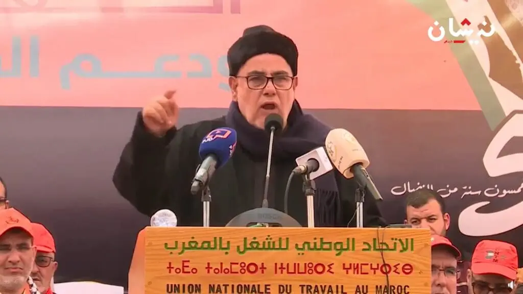 بنكيران يهاجم أخنوش: “أنت متهم في ذمتك والناس لا تثقك فيك لأنك تملك المال فقط”