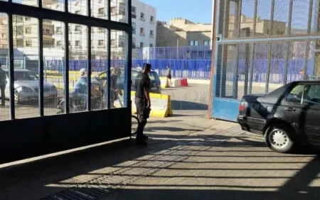 حكومة مليلية تنتقد بشدة سانشيز بسبب المعابر مع المغرب
