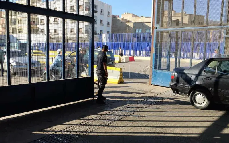 حكومة مليلية تنتقد بشدة سانشيز بسبب المعابر مع المغرب