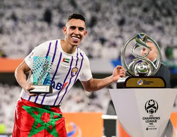 رحيمي: المدرب “كريسبو” كان لاعبي المفضل في “بلاي ستيشن”
