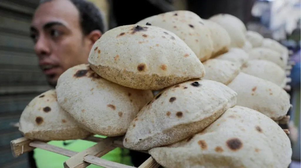 لأول مرة من 30 سنة.. مصر ترفع سعر الخبز بـ 300%