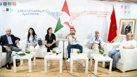 “الإذاعة والشباب”..مائدة مستديرة للشركة الوطنية للإذاعة والتلفزة بمعرض الكتاب