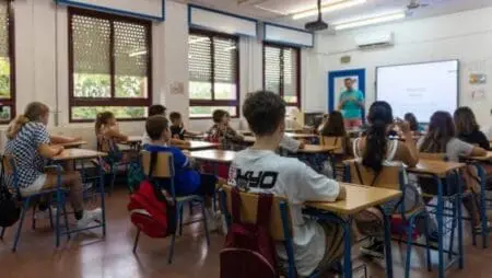 التلاميذ الأجانب في إسبانيا يتجاوزون المليون في مقدمتهم المغاربة ب200 ألف تلميذ