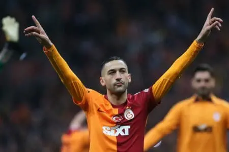 زياش يتقاضى 3 ملايير سنويا في غلطة سراي