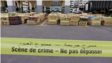 شاطئ سيدي رحال.. تنسيق أمني ينتهي بحجز 18 طن من المخدرات