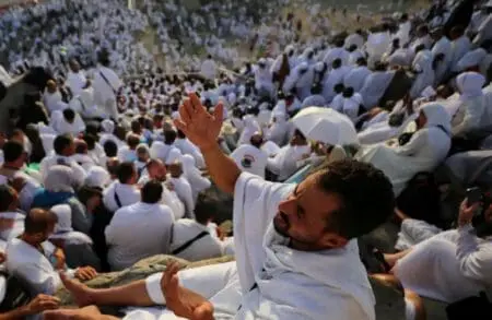 السعودية تحذر من ارتفاع درجات الحرارة في مكة الى 49