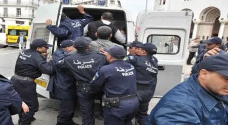 الجزائر: اعتقال صحافيين اثنين إثر نشر تسجيل ينتقد “التهميش”