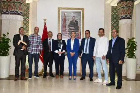 عمدة الرباط تتعهد بمراجعة القرار الجبائي بعد لقاء مع أرباب المطاعم والمقاهي