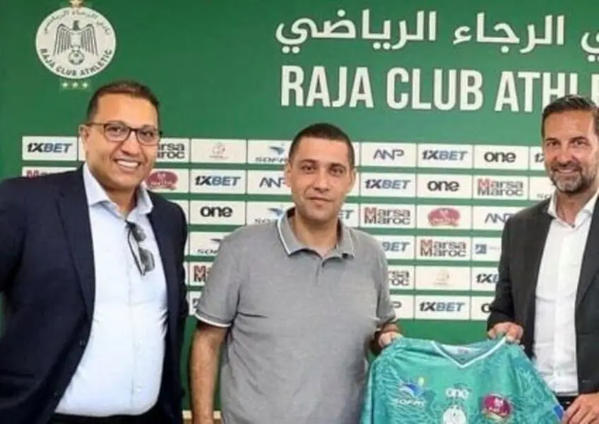عادل هلا يقود الرجاء مؤقتا خلفا لبودريقة