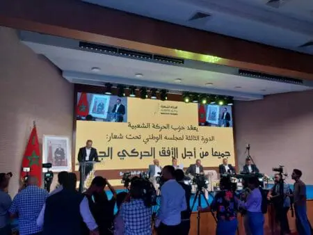 الحركة الشعبية..حكومة اخنوش “قريبة من فقدان السيطرة” والعنصر يدعو لاستغلال الفرصة
