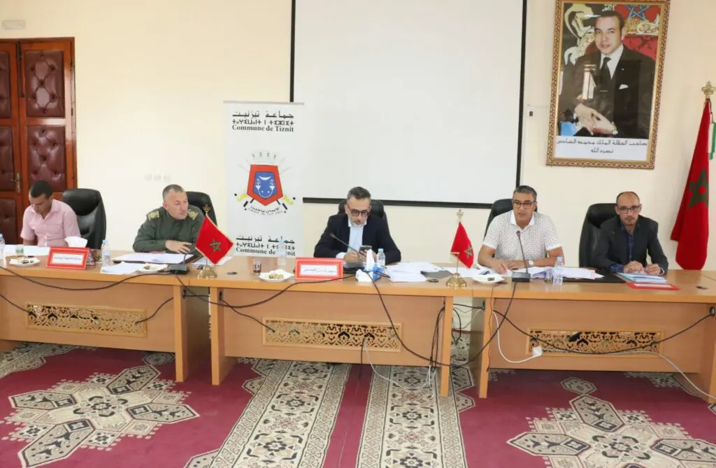 غضب في تيزنيت بعد ترشيح مسؤول إقليمي بارز لرئاسة مجموعة الجماعات