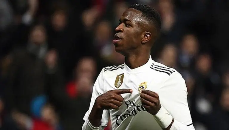 فينيسيوس يرفض “عرضاً فلكياً” من الدوري السعودي