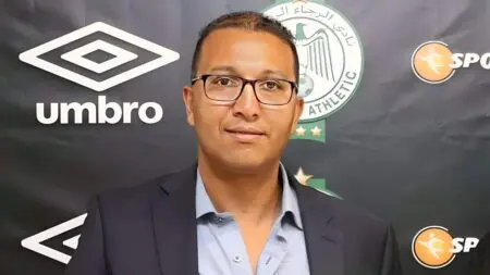 رئيس الرجاء يقترح على اللاعبين التعاقد مع “كوتش مونطال”