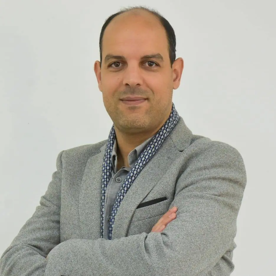 المدرسة الراكدة!