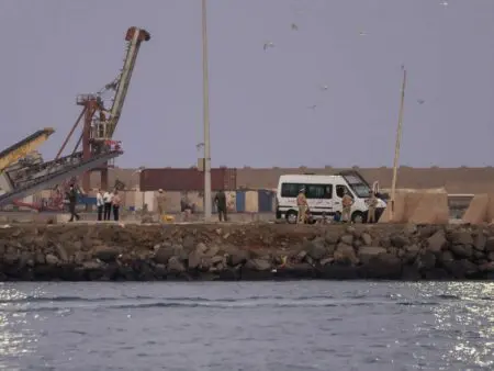 استنفار أمني على حدود مليلية بعد تسجيل محاولات جماعية للهجرة السرية