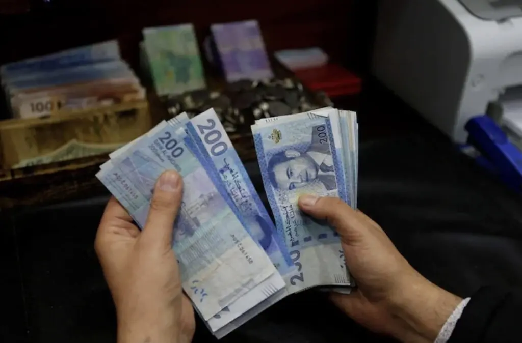 تقرير الاستقرار المالي: مديونية الأسر المغربية تتجاوز 40% من دخلها الشهري