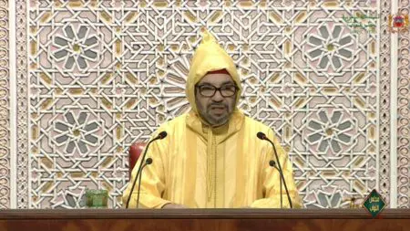 البرلمان يمنح موظفيه عطلة استثنائية واستعدادات مكثفة لافتتاح الملك للسنة التشريعية
