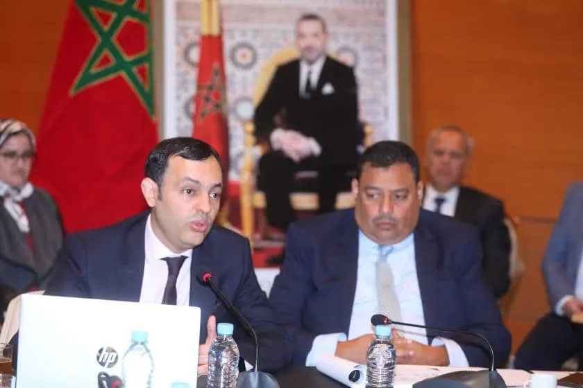 الحكومة تنحني للعاصفة بعد تأجيل مناقشة قانون الإضراب
