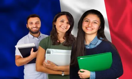 المغرب يتصدر قائمة الطلبة الأجانب في فرنسا