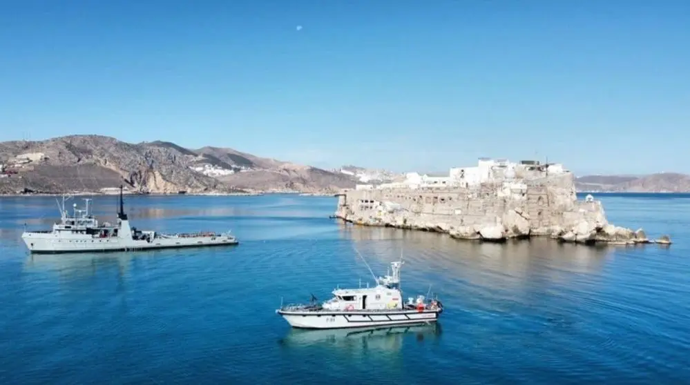 تنقلات استفزازية للسفينة الحربية “مار كاريبي” بين سبتة ومليلية والجزر المحتلة