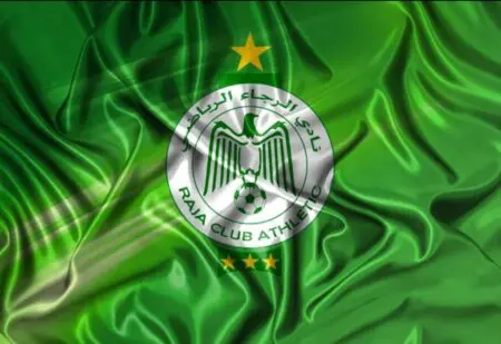 الرجاء يطالب بتوقيف الحكم صبري بشكل نهائي وتجريده من الشارة الدولية