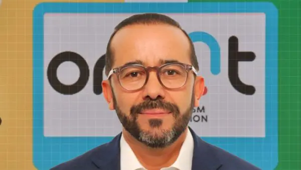 أخنوش يعين مديرا سابقا بشركتي “دانون” وكوكا” على رأس مكتب السياحة